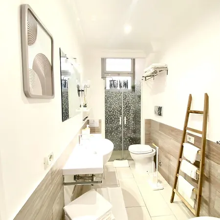 Apartamento “suite Vaticano City” *